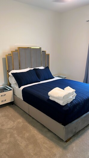 3 sovrum, skrivbord, strykjärn/strykbräda och gratis wi-fi