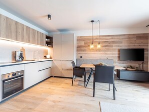 Private kitchen - Luxury Apartment With Sauna, ski Lift Within Walking Distance (Westendorf)