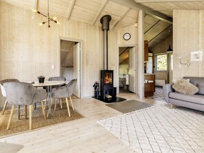 House | Dining - 4 Star Holiday Home in Praesto (Praesto)