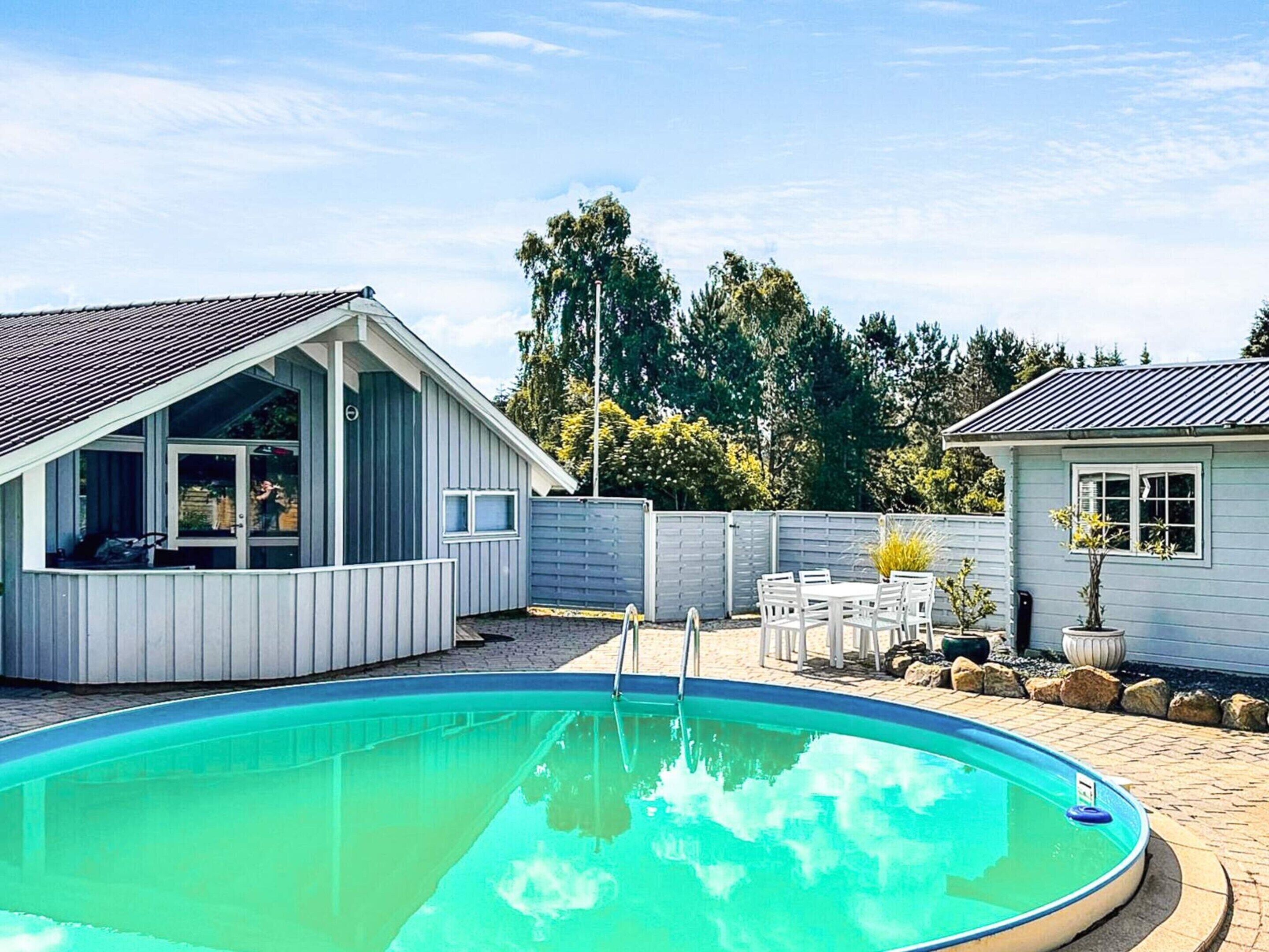 House | Pool | Outdoor pool
