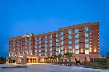 Courtyard By Marriott Dallas Frisco