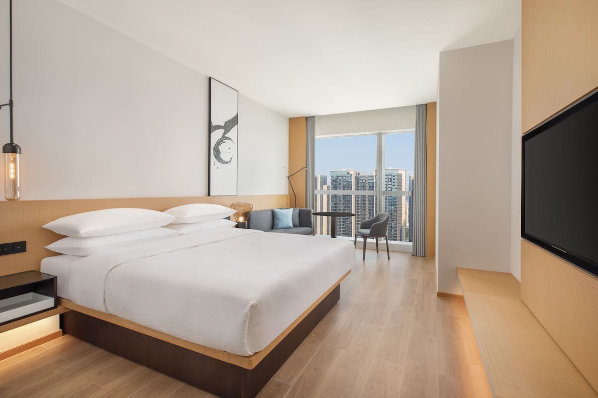 Down duvets, memory-foam beds, minibar, in-room safe