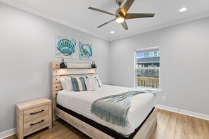 4 chambres, fer et planche à repasser, lit parapluie, Wi-Fi gratuit