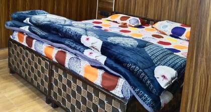 Room 4 - Wondering himalaya view from Our homestay . Fantastic View and nature