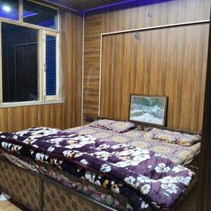 1 dormitorio y ropa de cama