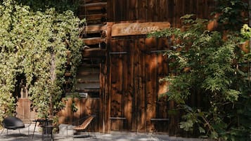 Chalet | Exterior
