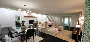 Téléviseur connecté, foyer