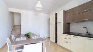 Apartment | Private kitchen - 3917 Villetta Giardino dei Pini by Barbarhouse (Alliste)