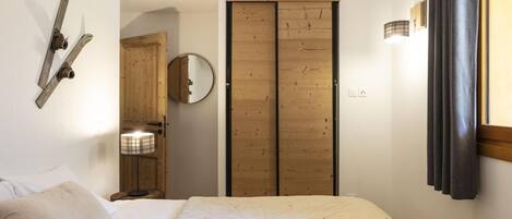 1 habitación, wifi y ropa de cama