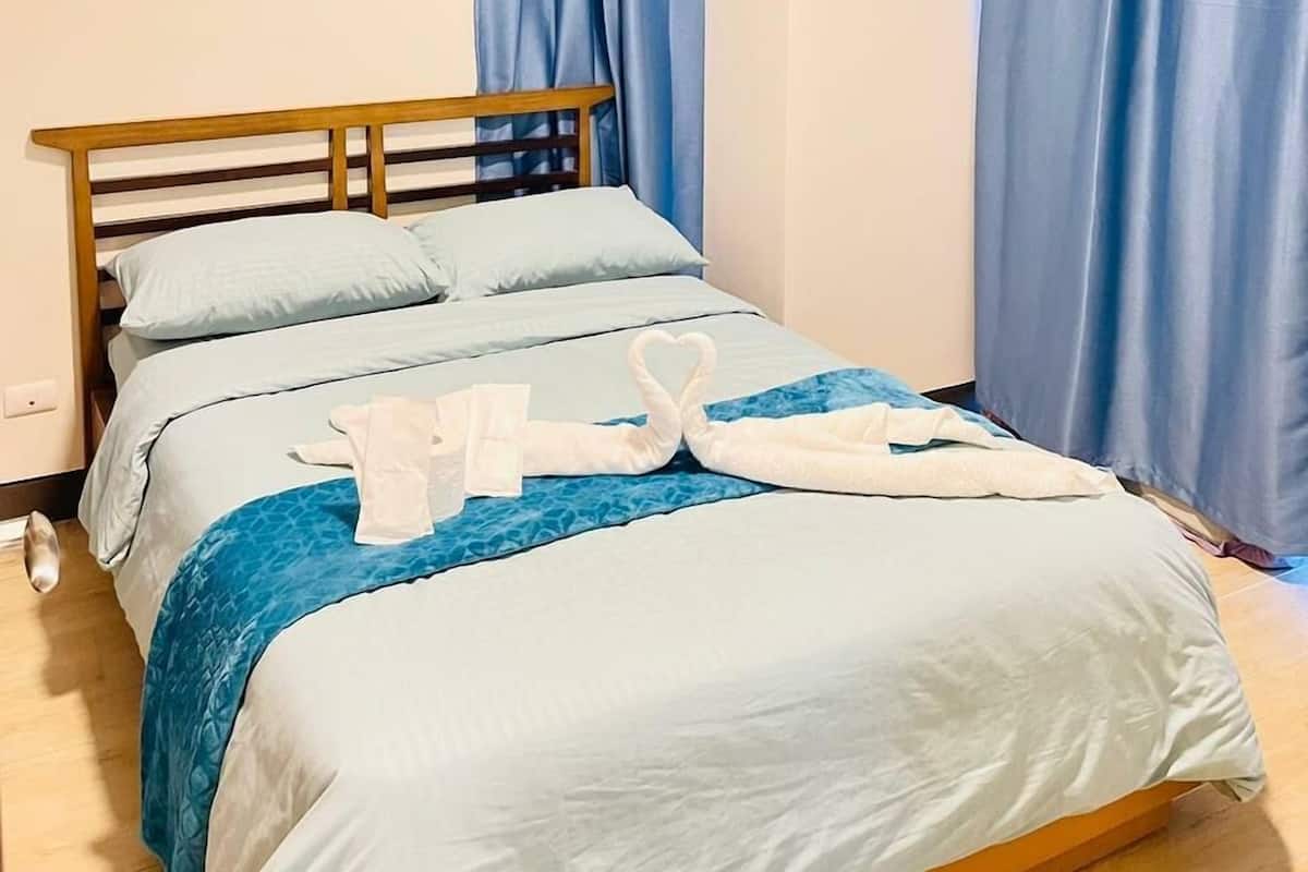 Comfort-værelse - 2 dobbeltsenge - balkon - udsigt til pool | Badeværelse