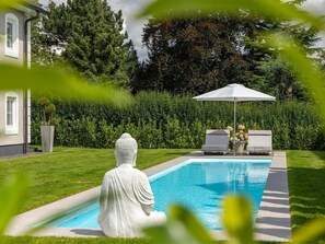 Pool - Cosy Apartment Near Center (Landkern)