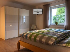 Apartment | 2 bedrooms - Cosy Apartment Near Center (Landkern)