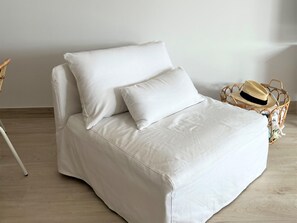 3 bedrooms, individually furnished, bed sheets - Attractive Holiday Home With Pool (Marbella)