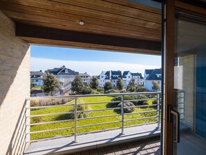 View from property - Apartment Overlooking the Green Surroundings (Middelkerke)