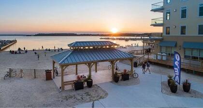 Perfect Dewey Beach 2 BR Condo with Awesome Balcony Views