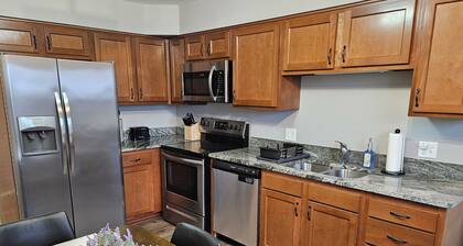 Buckeye Marshside Bungalow
Inviting Apartment Getaway with Marshland Views.