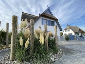 Exterior - Organic Holiday Home Shakti With Pool (Kramerhof)