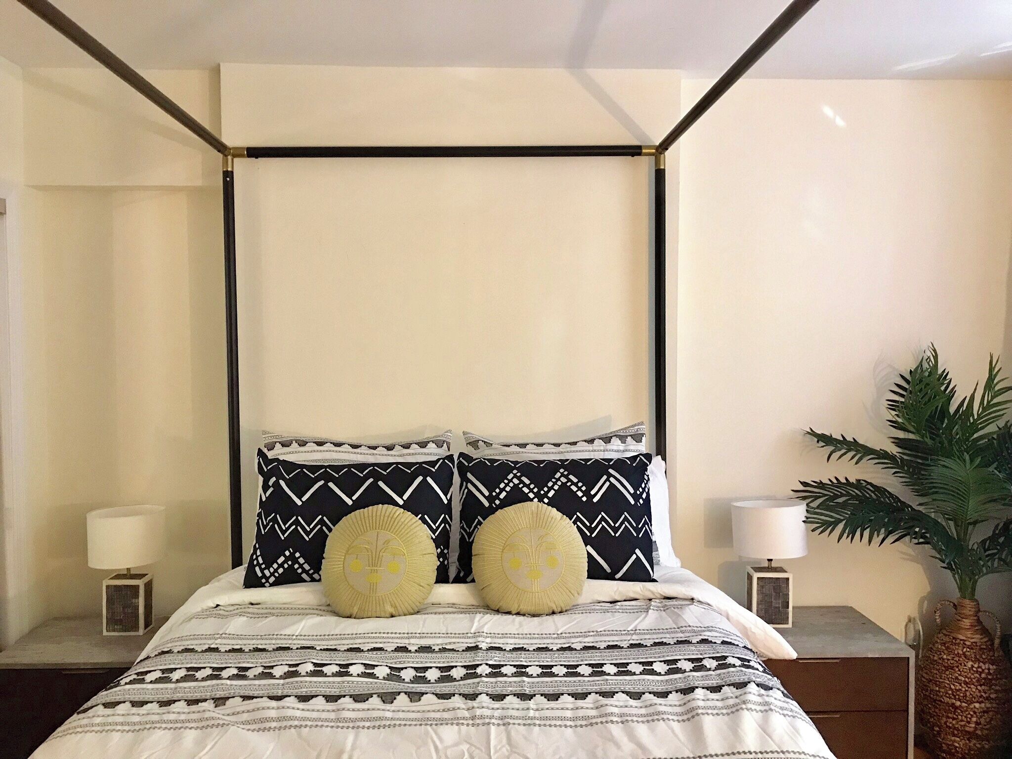 NYC 2 Bedroom 2 Bath Chelsea Paradise Home