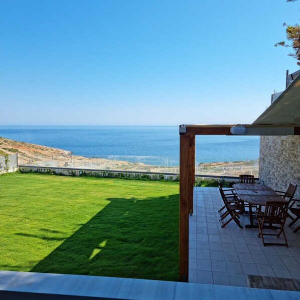 Apartment - Brand New Studio Seaview II (Malevizi)