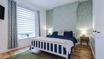 4 chambres, fer et planche à repasser, Wi-Fi, draps fournis