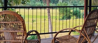 Ella Nature Valley Homestay - Deluxe Family Room with Mountain View