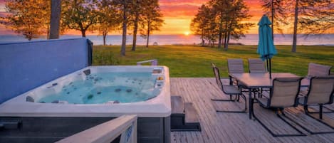 Bain à remous extérieur