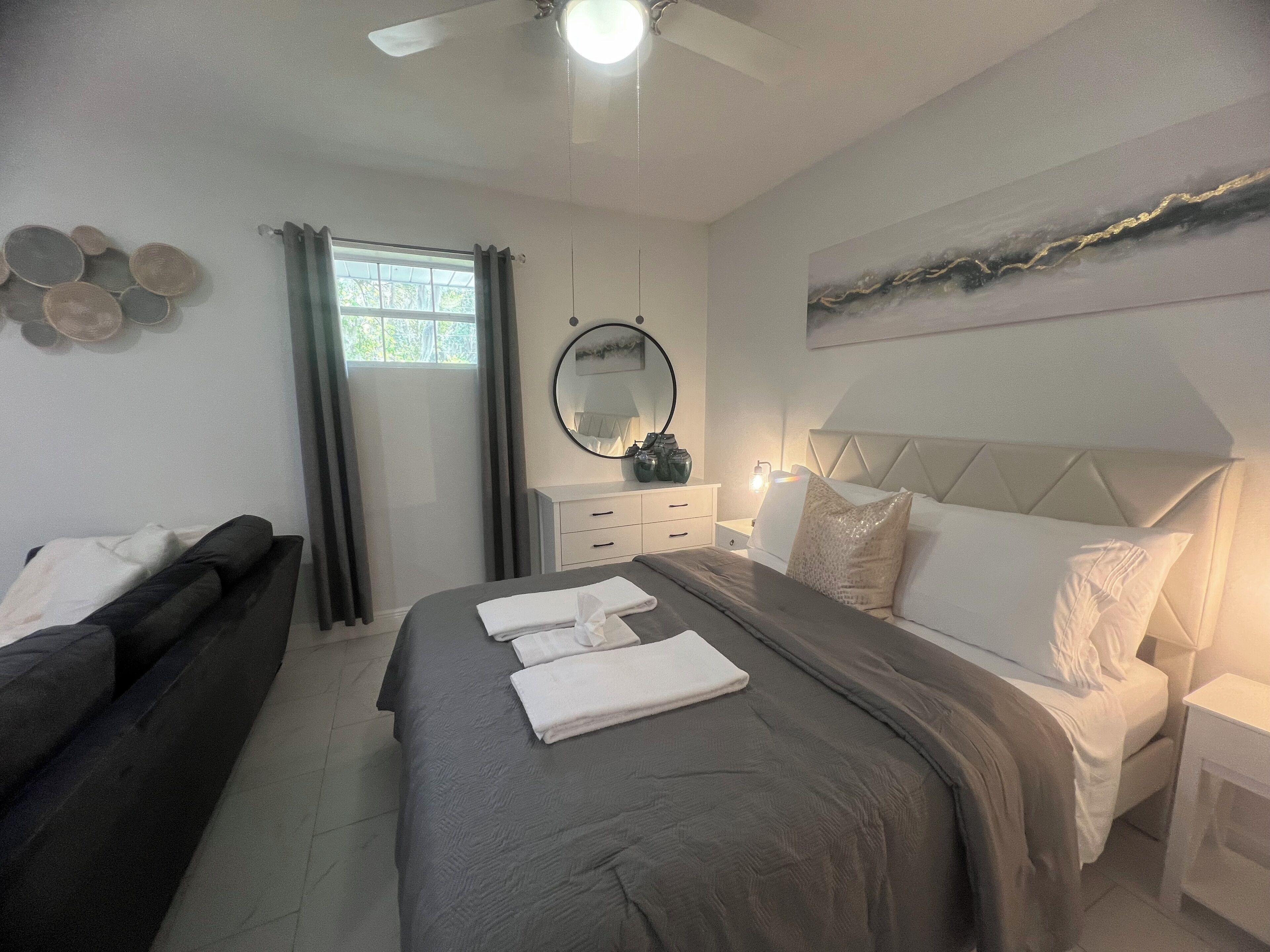 1 bedroom, iron/ironing board, travel crib, WiFi