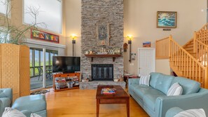 Smart TV, fireplace - Hendersonville Heaven Sent (Hendersonville)