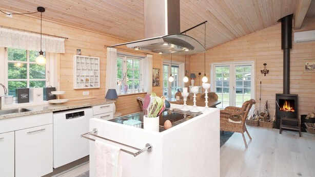House | Private kitchen - 5 Person Holiday Home in Hojby (Hojby)