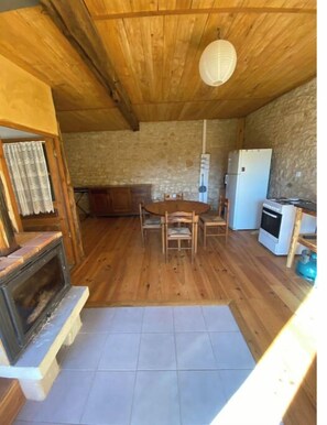 Interior - Gîte Atypique (Borrèze)