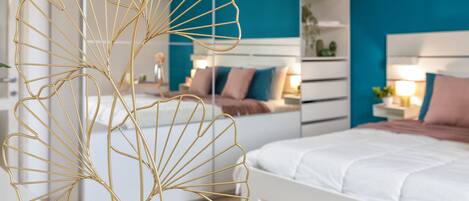 2 bedrooms, iron/ironing board, free WiFi, bed sheets