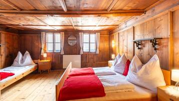 Casa | 5 habitaciones, muebles diferentes y ropa de cama