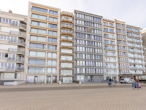 Apartment | Exterior - Apartment With 2 Bedrooms and sea View (Middelkerke)