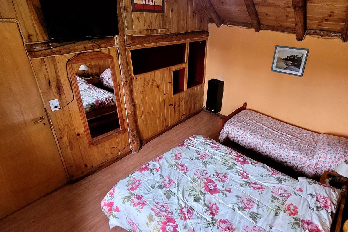 小屋, 2 间卧室, 露台, 山景 | 笔记本电脑工作区、免费 WiFi