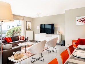 Apartment | Living area