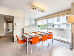 Apartment | Dining