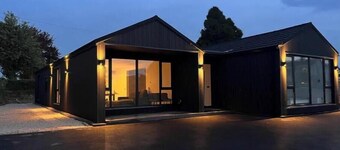 BRAND NEW Luxury villa with spectacular views.