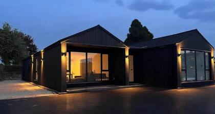 BRAND NEW Luxury villa with spectacular views.