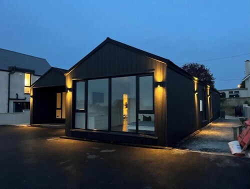 BRAND NEW Luxury villa with spectacular views.