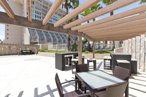 Outdoor dining - Bahia Mar 112f (South Padre Island)
