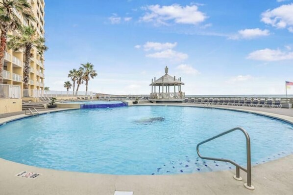 Indoor pool, outdoor pool