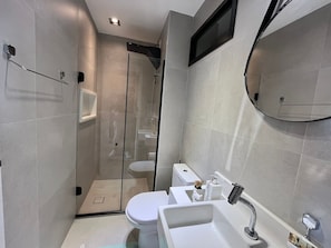 Apartment | Bathroom