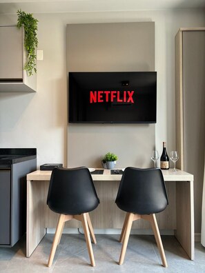 Basic Apartment | Interior