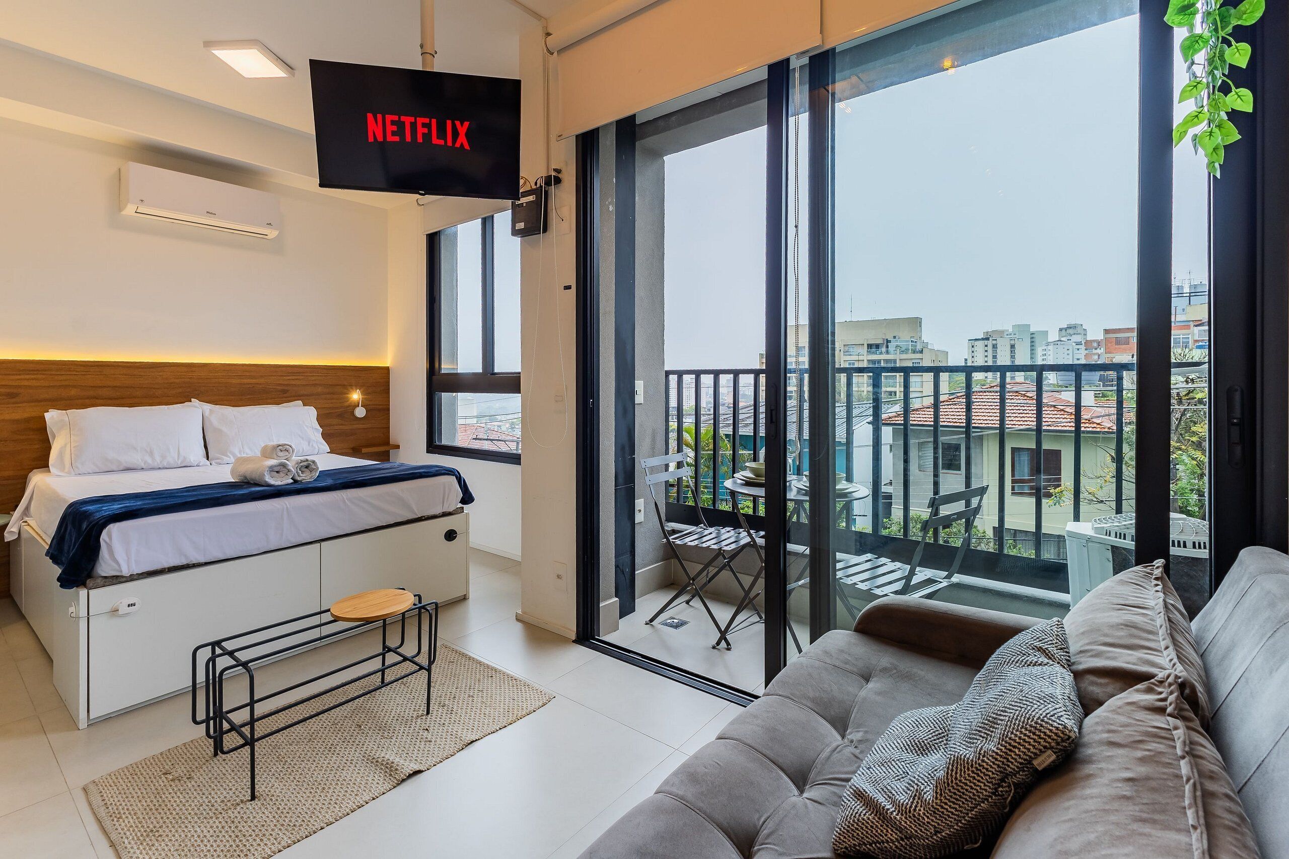 Departamento exclusivo | 1 habitación, escritorio y espacio para trabajar con laptop 