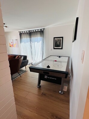 Games room - Scottsdale Chic home (Scottsdale)