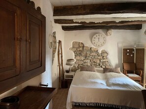 House | 2 bedrooms, bed sheets - Pleasant Holiday Home in Vrbnik Near Secret Beach (Vrbnik)