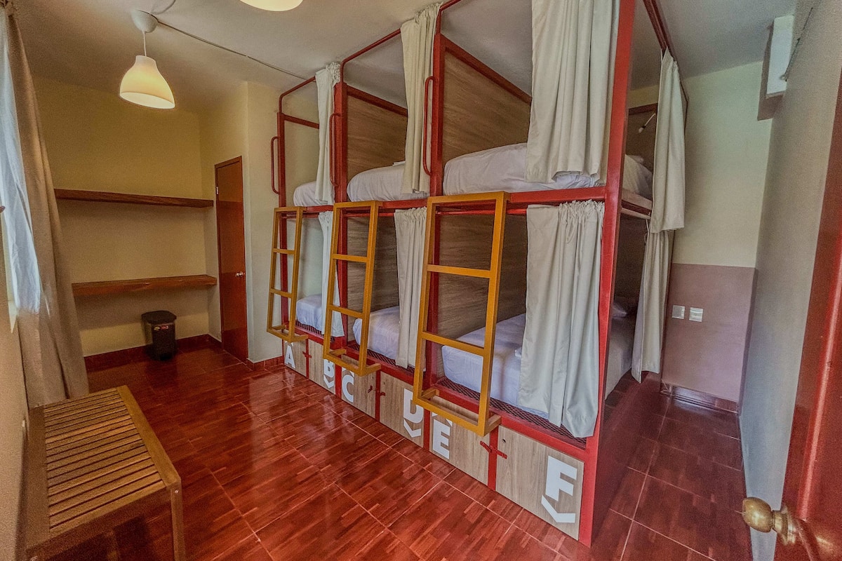 1 Schlafzimmer, Verdunkelungsvorhänge, kostenloses WLAN, Bettwäsche