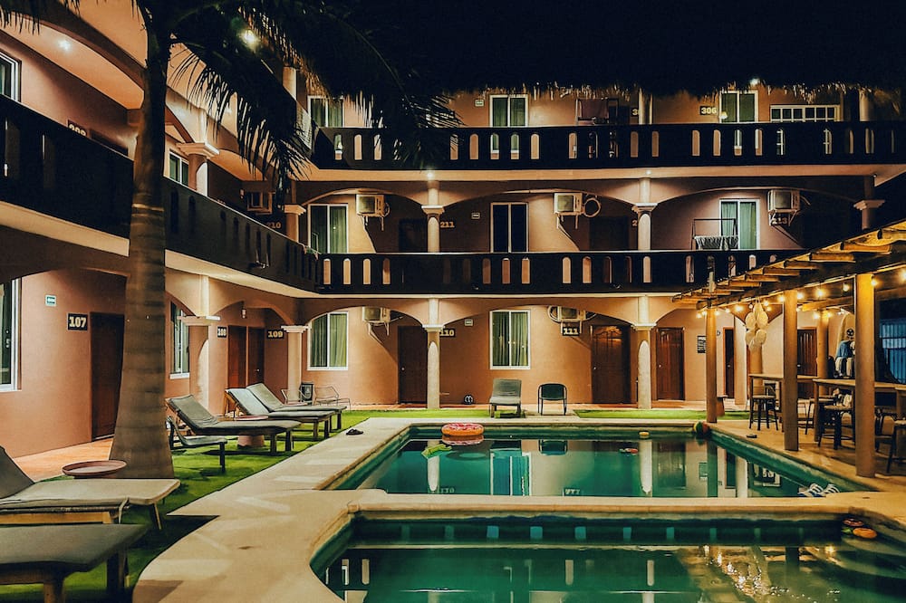 Viajero Puerto Escondido Hostel