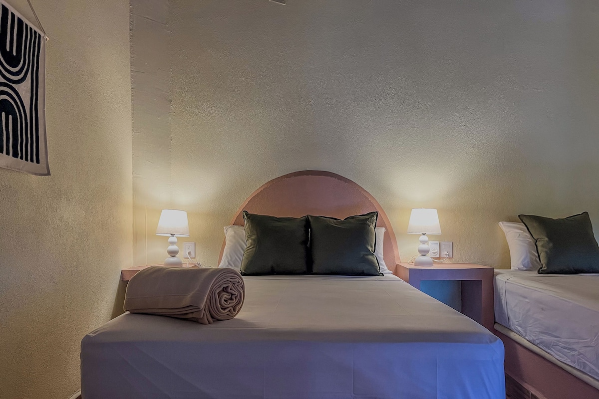 1 Schlafzimmer, Verdunkelungsvorhänge, kostenloses WLAN, Bettwäsche