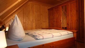 House | 2 bedrooms, individually furnished